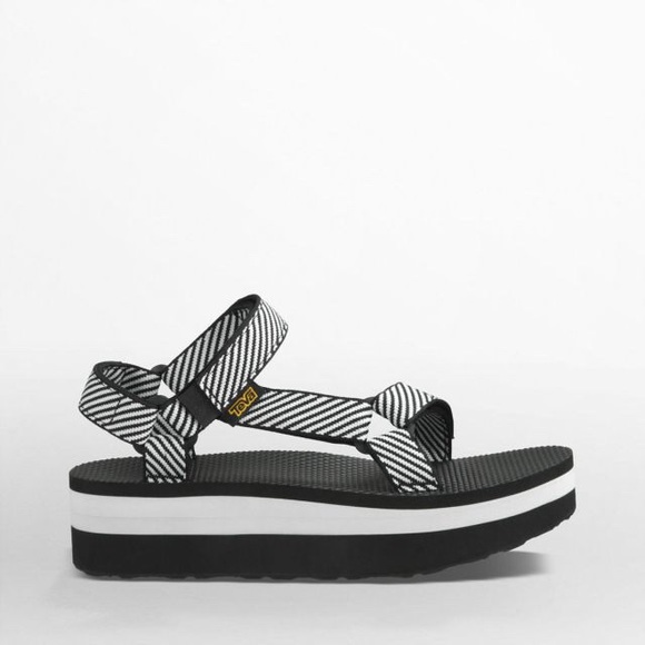 Teva Shoes - Teva Universal Flatform
